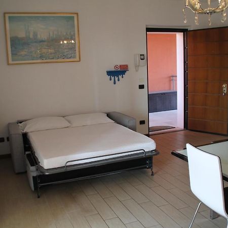 Casa Vacanze Da Riki Appartamento 2 Peschiera del Garda Exteriör bild