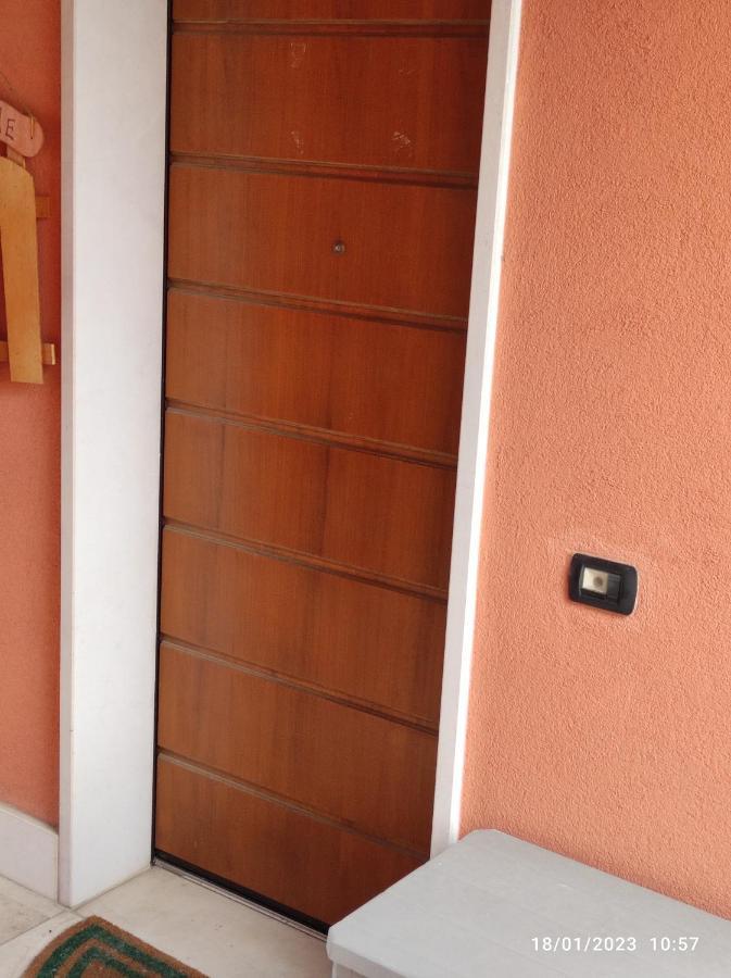 Casa Vacanze Da Riki Appartamento 2 Peschiera del Garda Exteriör bild
